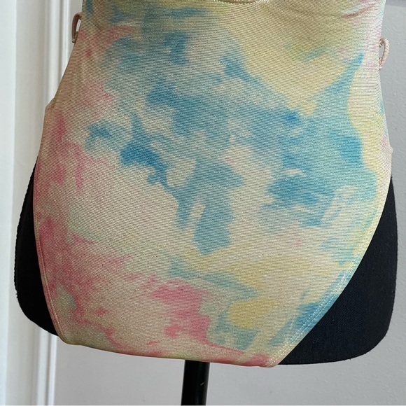 River Island Scoop Neck.  One-Piece Swimsuit in Light Pink - Picture 6 of 7